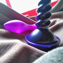 Использование попперс для облегчения проникновения при анальном сексе в Мурманске